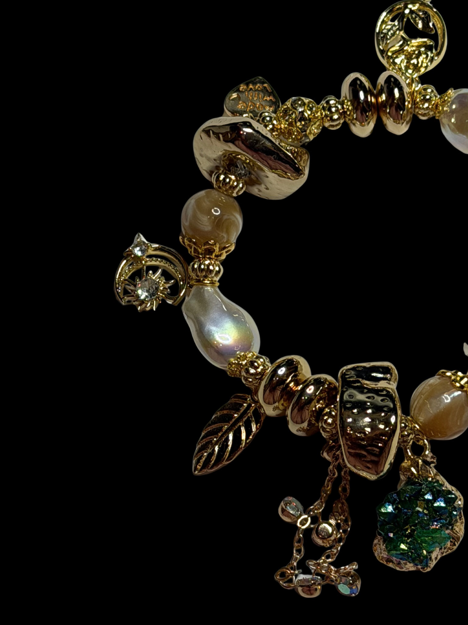 3FEE78A4-C780-4DC7-B33A-178FFD52CED9