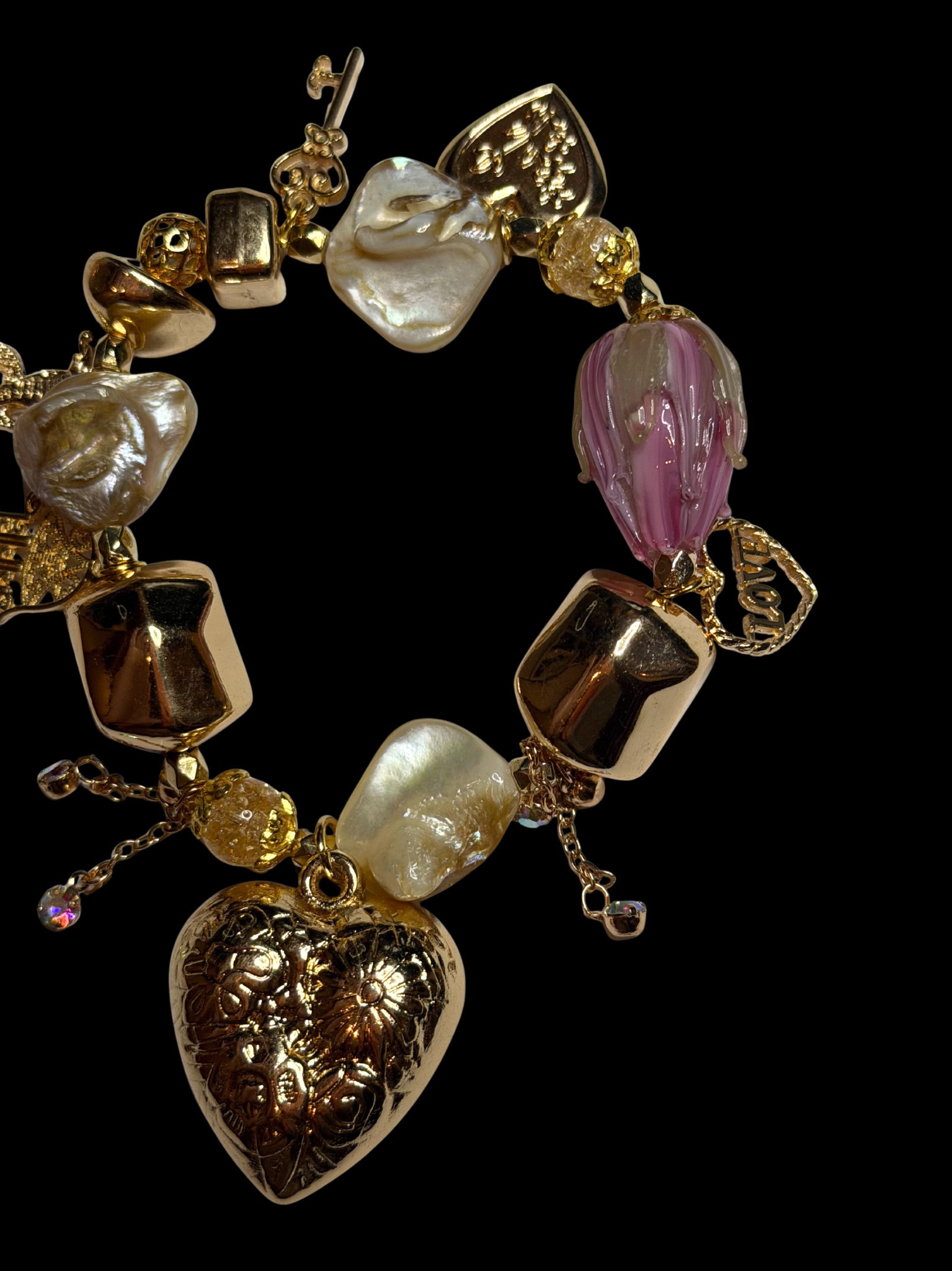 62299A5B-50DF-4B84-84BF-0189FDEA47A5