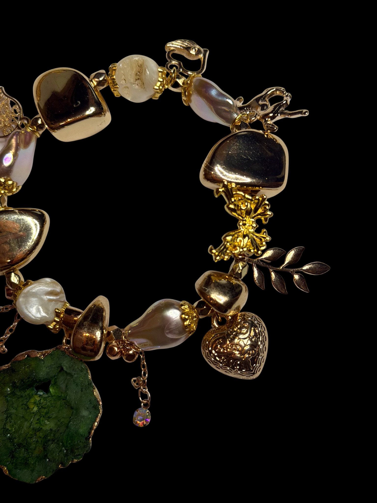 DEA26CD3-6868-4D4C-AEDB-7E247A6EBFDF