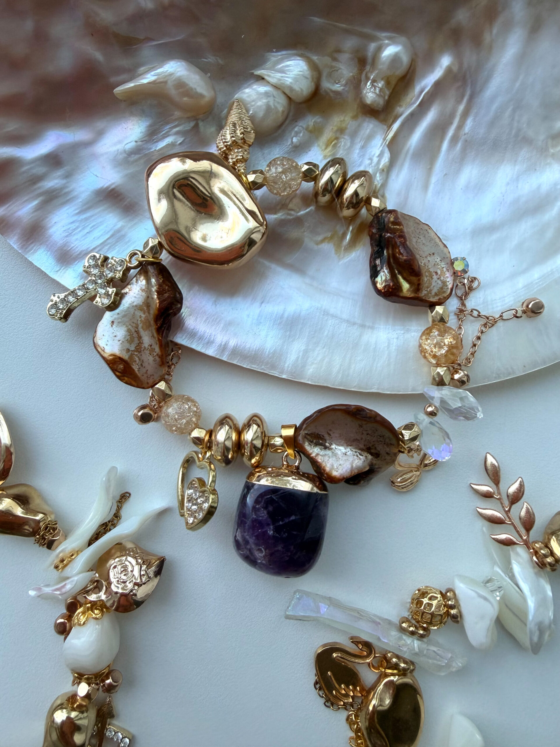 9ACFF8FB-9095-4021-A5D9-C964C08A7501